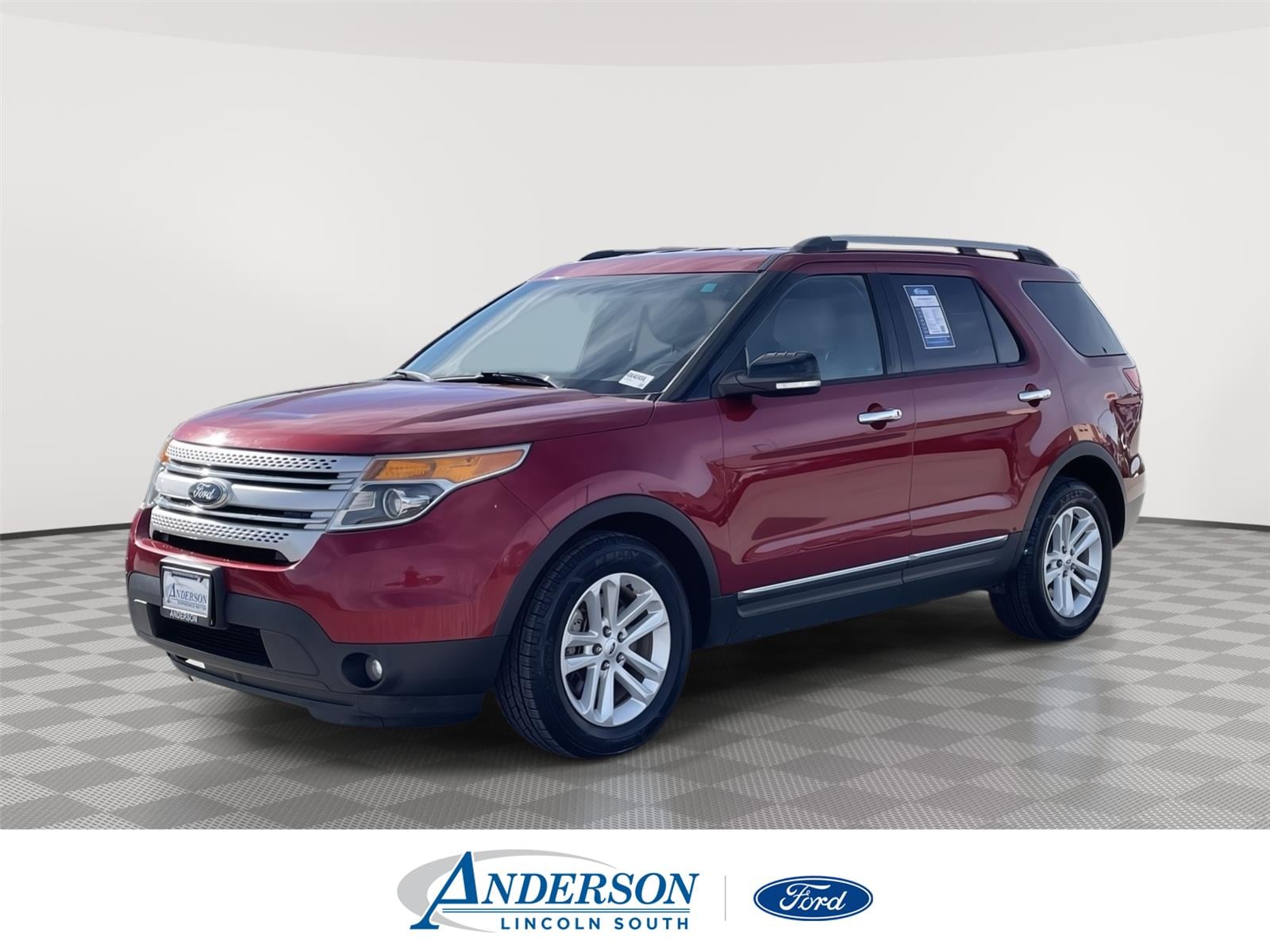 2015 Ford Explorer XLT's photo