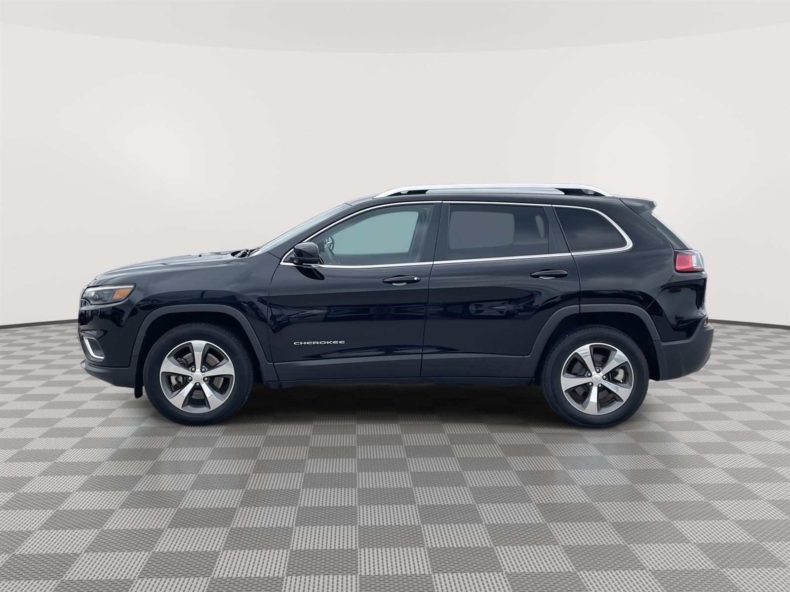 Used 2019 Jeep Cherokee Limited with VIN 1C4PJMDX9KD491951 for sale in Lincoln, NE