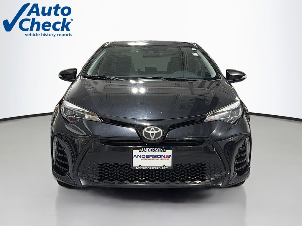 Used 2017 Toyota Corolla SE Sedan