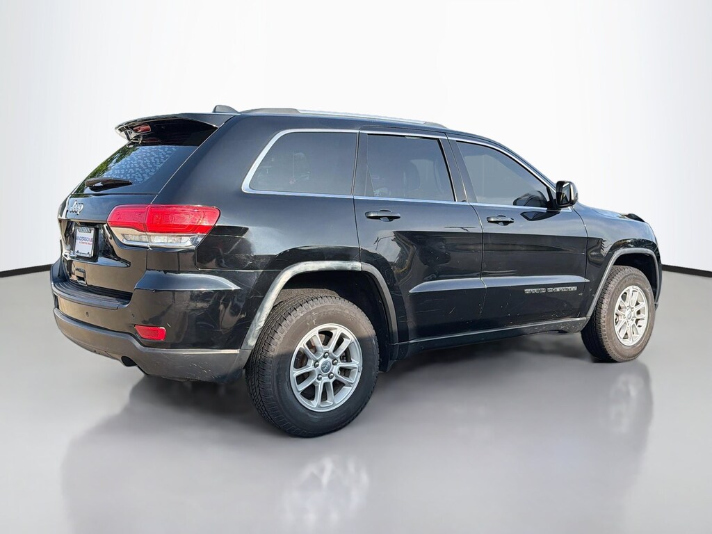 Used 2018 Jeep Grand Cherokee Laredo 4x4 SUV