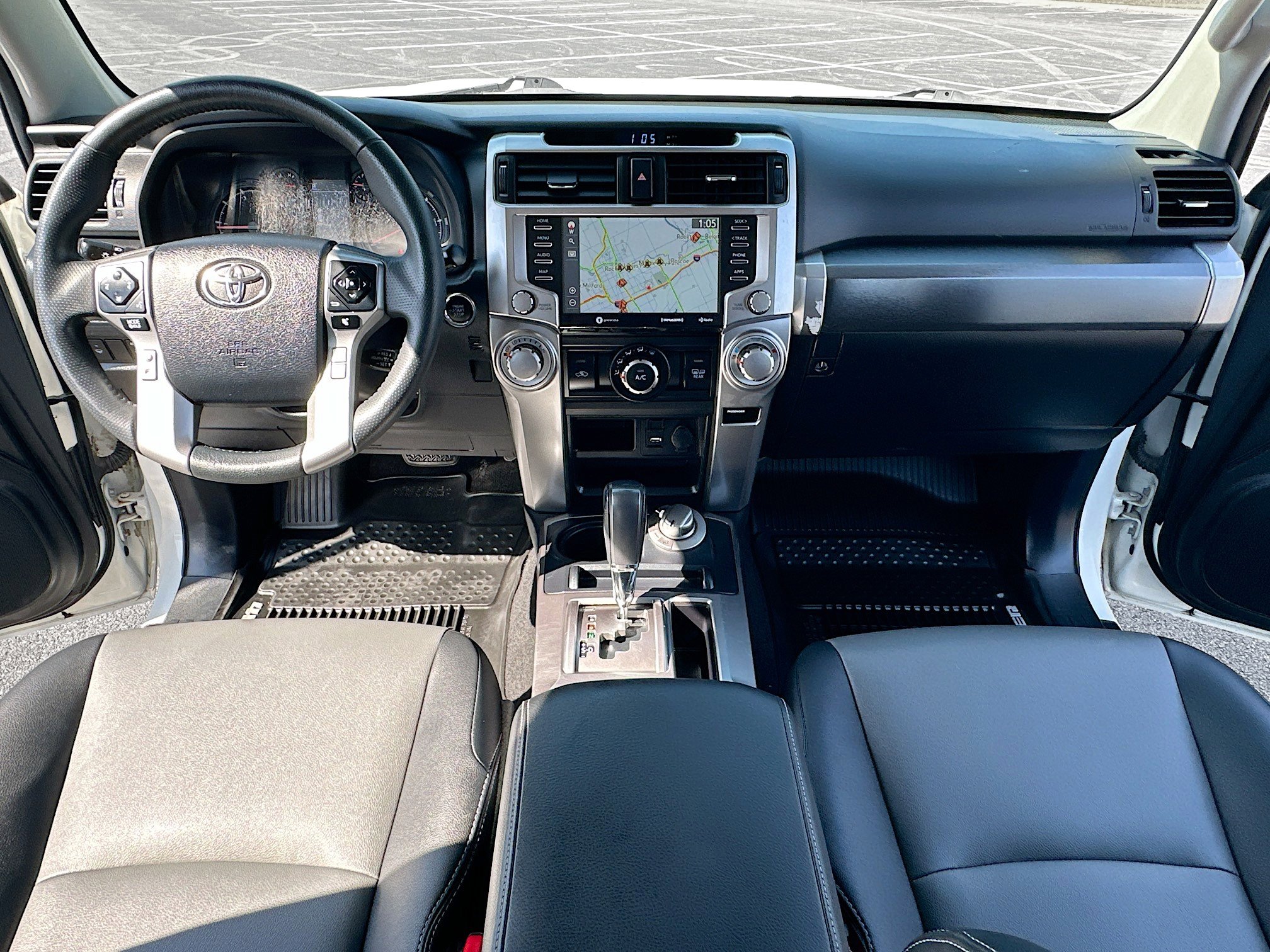 2020 Toyota 4Runner SR5 4WD photo 3