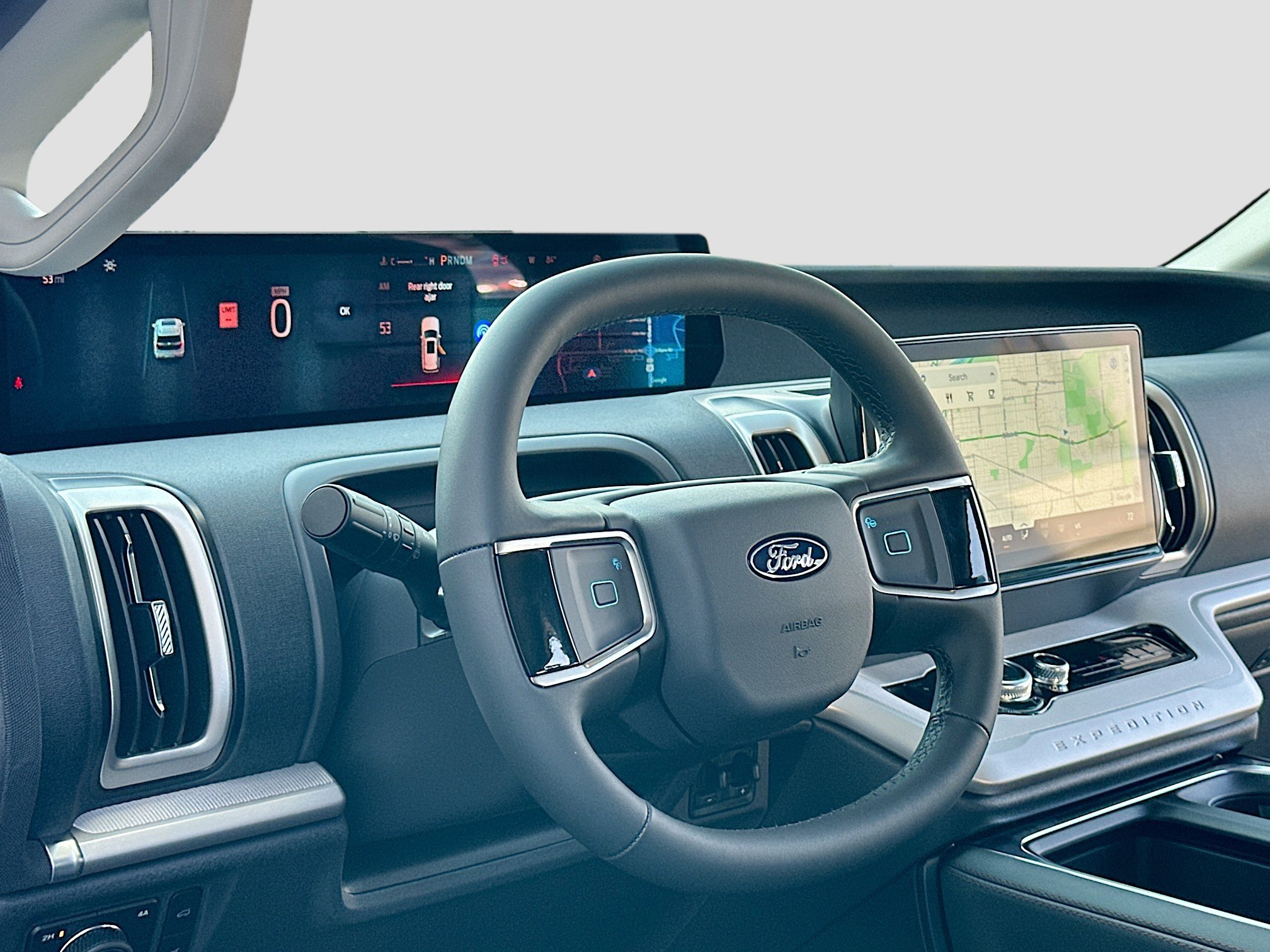 2025 Ford Expedition photo 2