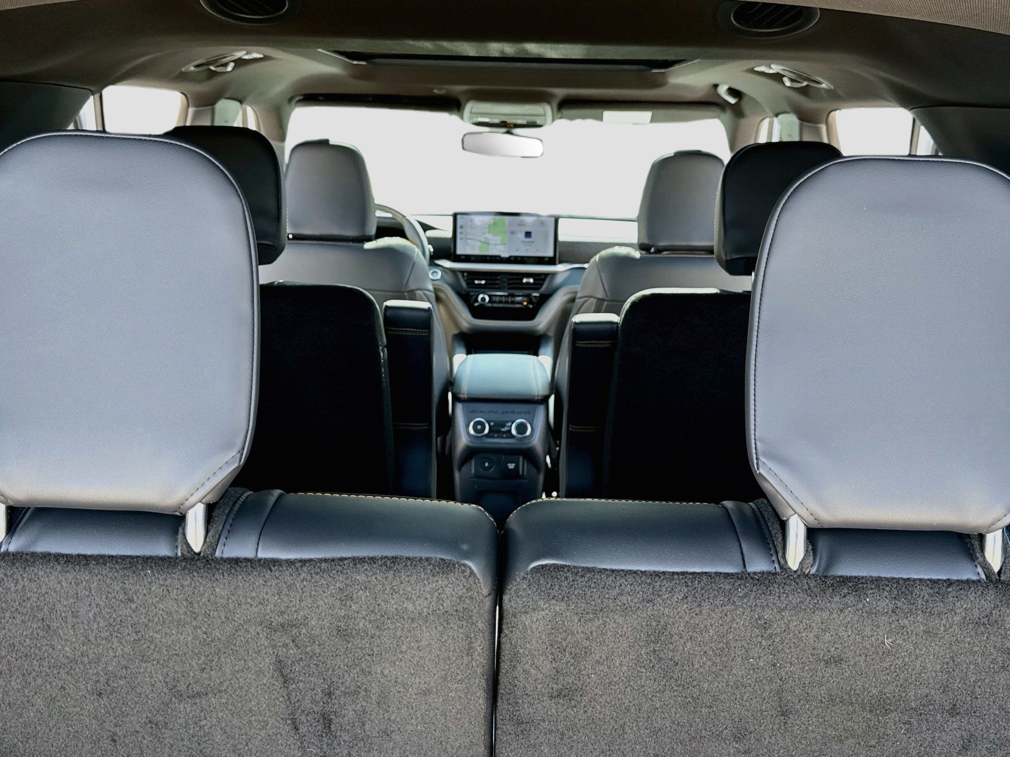 2026 Ford Explorer Tremor - Photo 8