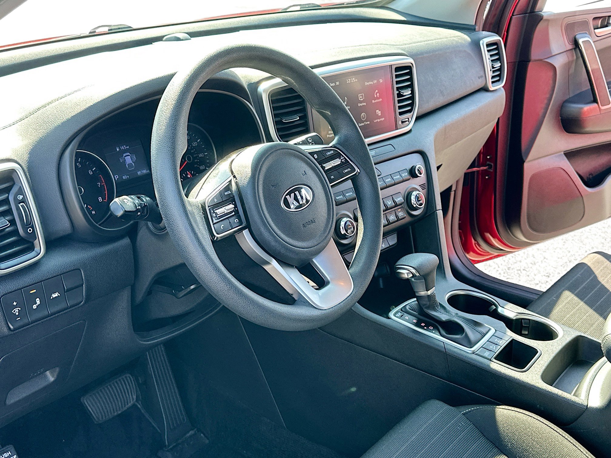 2020 Kia Sportage LX photo 3