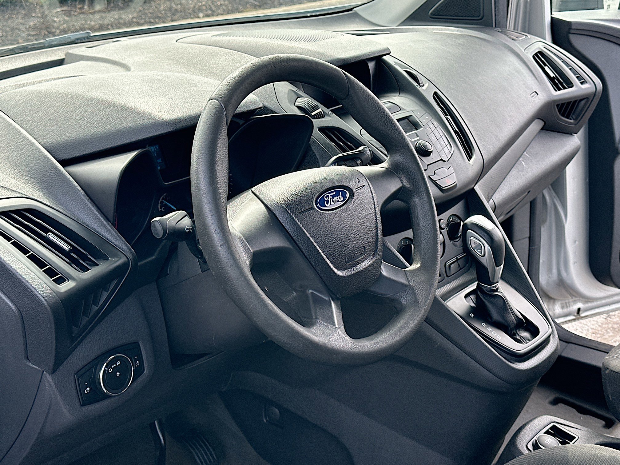 2015 Ford Transit Connect XL photo 4
