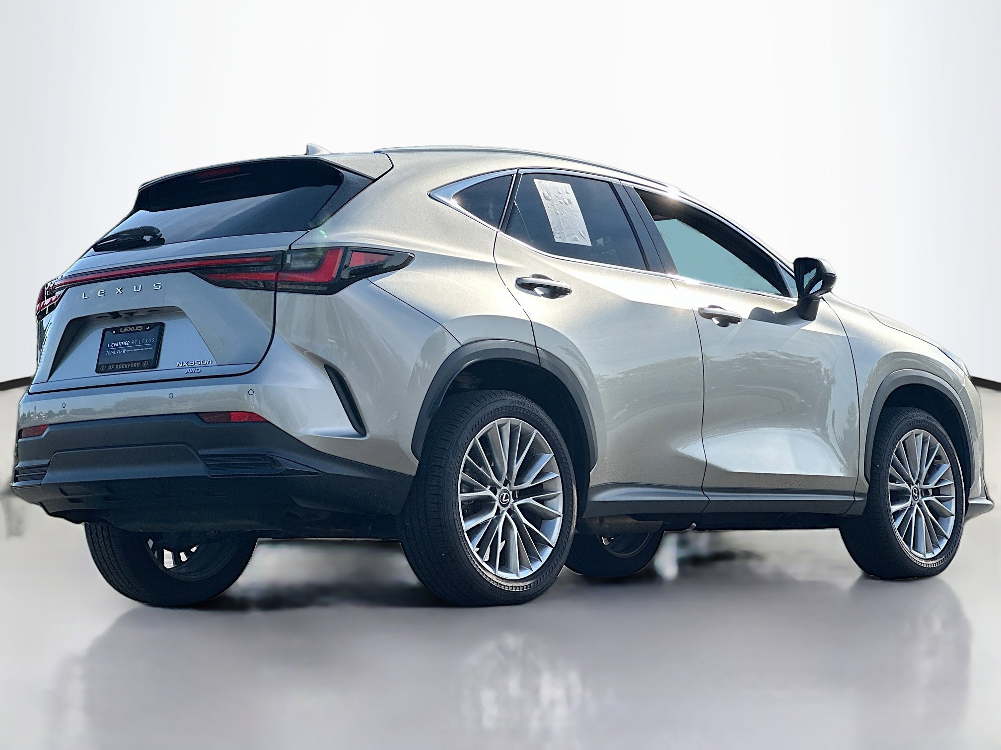 2025 Lexus NX 350h Premium AWD photo 2