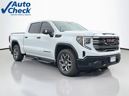 2024 GMC Sierra 1500 SLT Truck Crew Cab