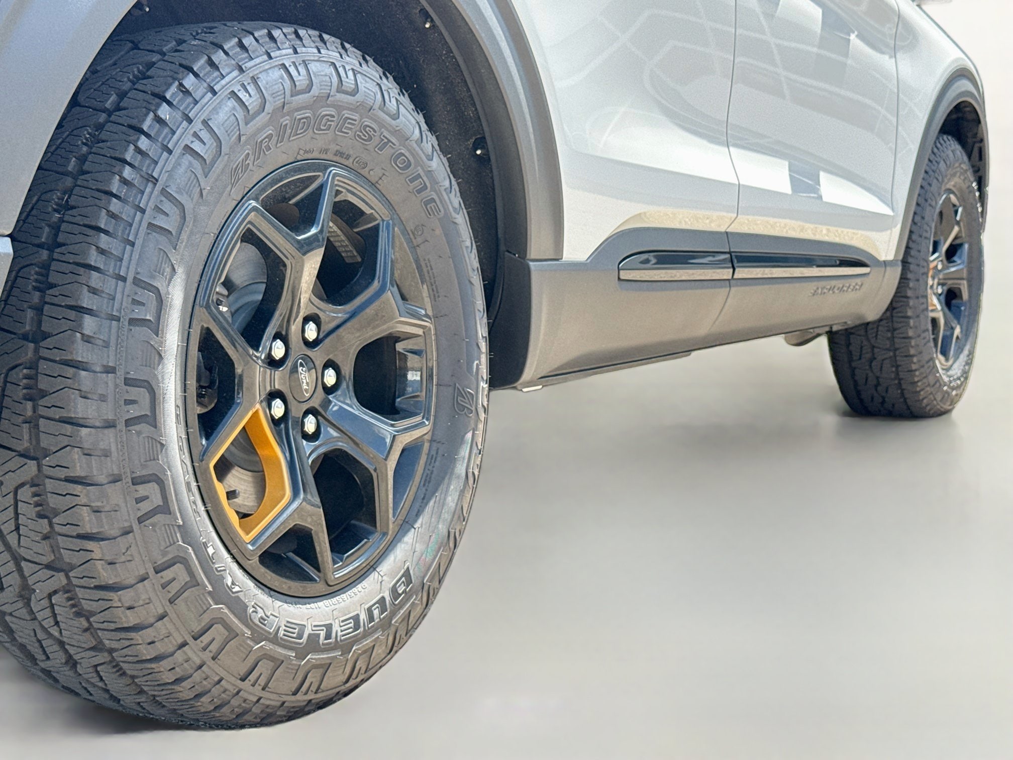 2026 Ford Explorer Tremor - Photo 18