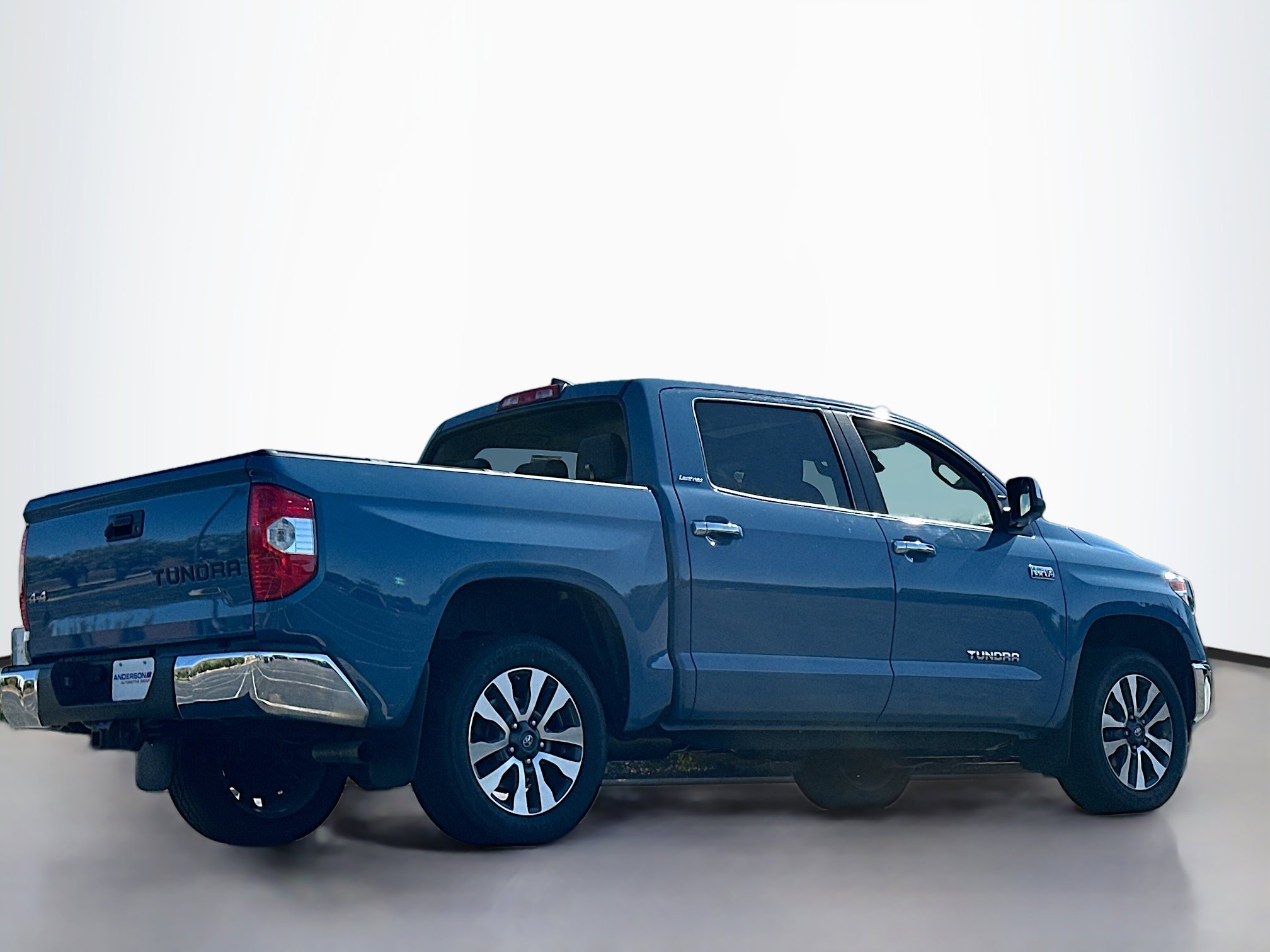 2020 Toyota Tundra Limited CrewMax photo 2