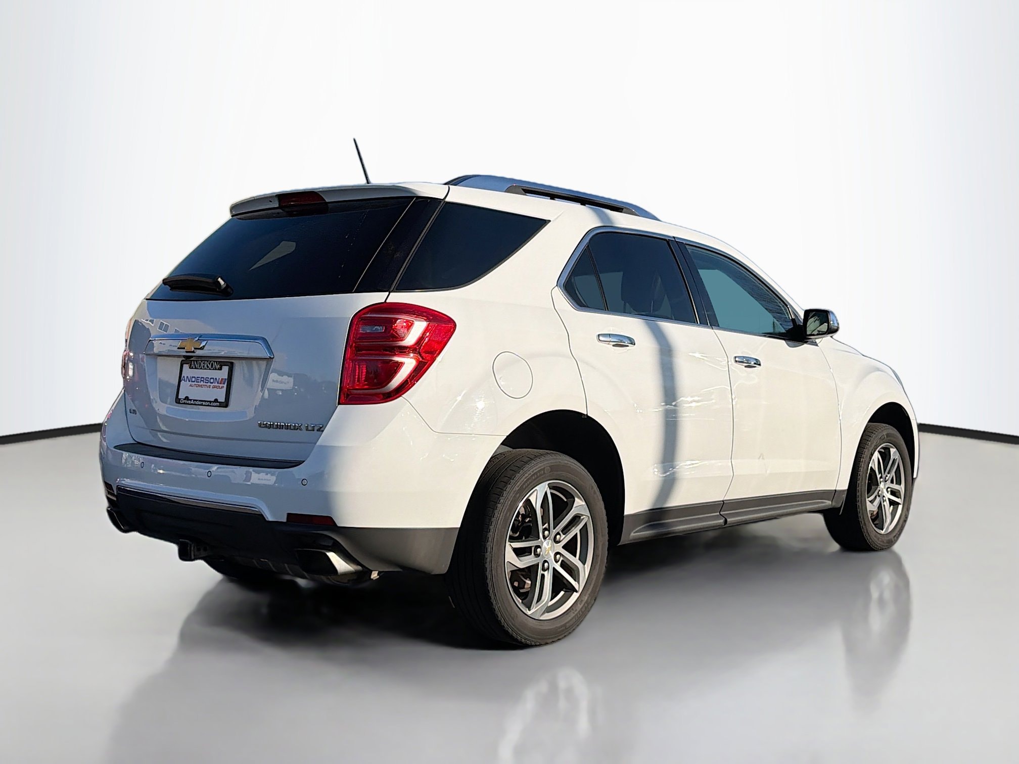 Used 2016 Chevrolet Equinox LTZ with VIN 2GNFLGE33G6147015 for sale in Rockford, IL