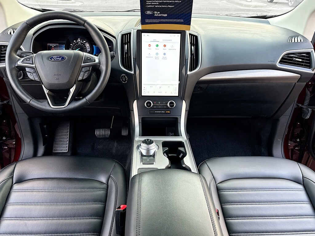 Certified 2024 Ford Edge SUV