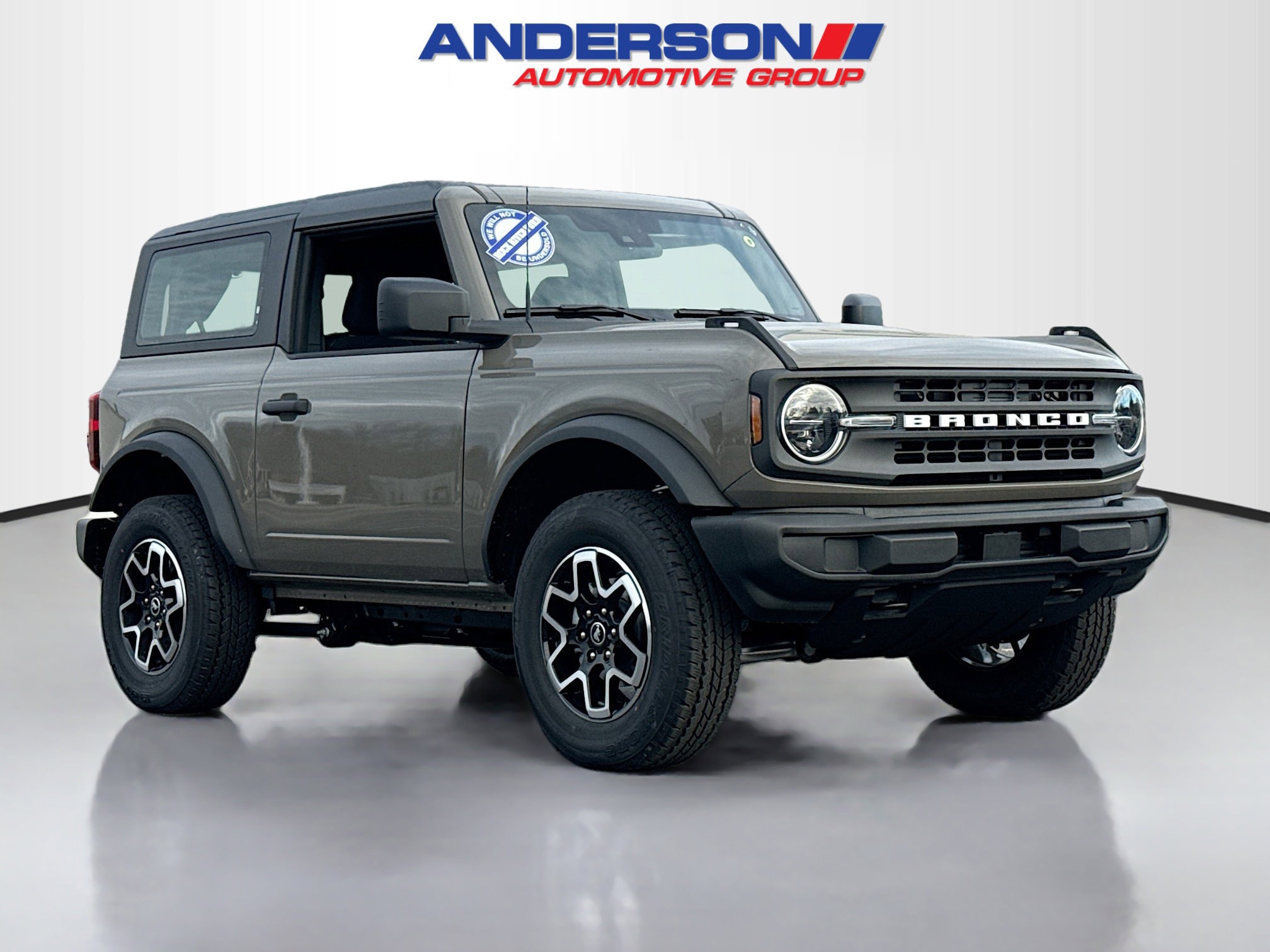 2025 Ford Bronco 2-Door Base's photo