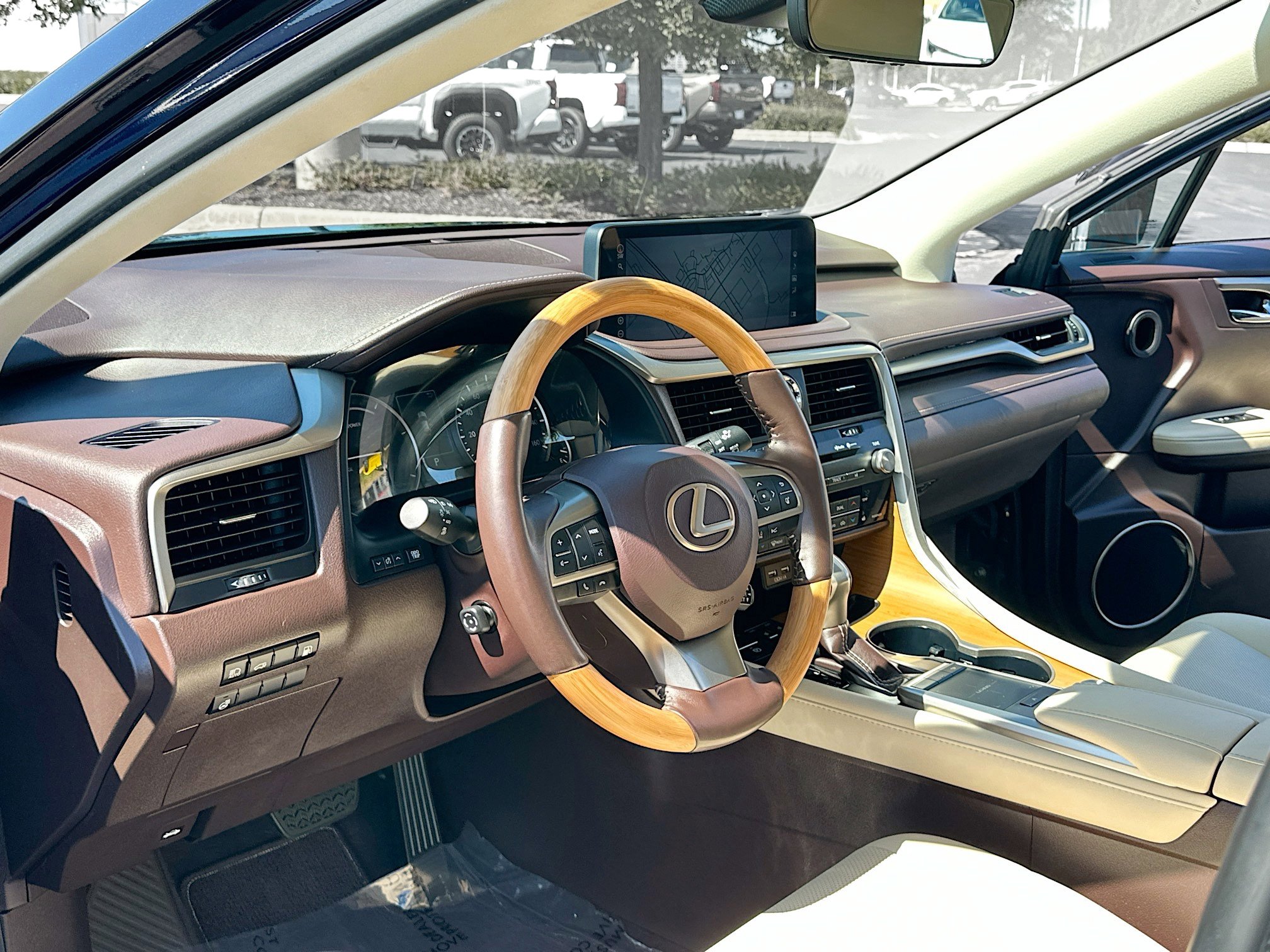 2020 Lexus RX 450h AWD photo 3