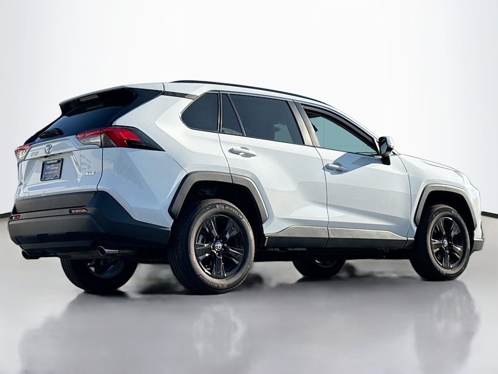 Used 2024 Toyota RAV4 XLE SUV
