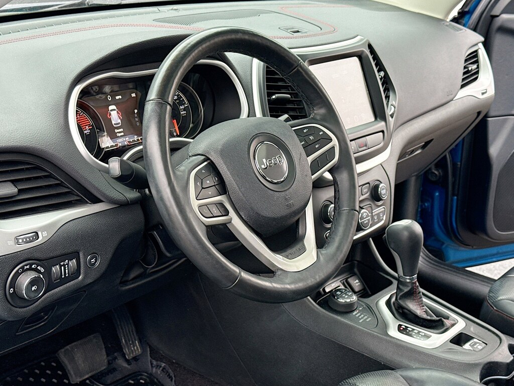 Used 2018 Jeep Cherokee Trailhawk 4x4 SUV