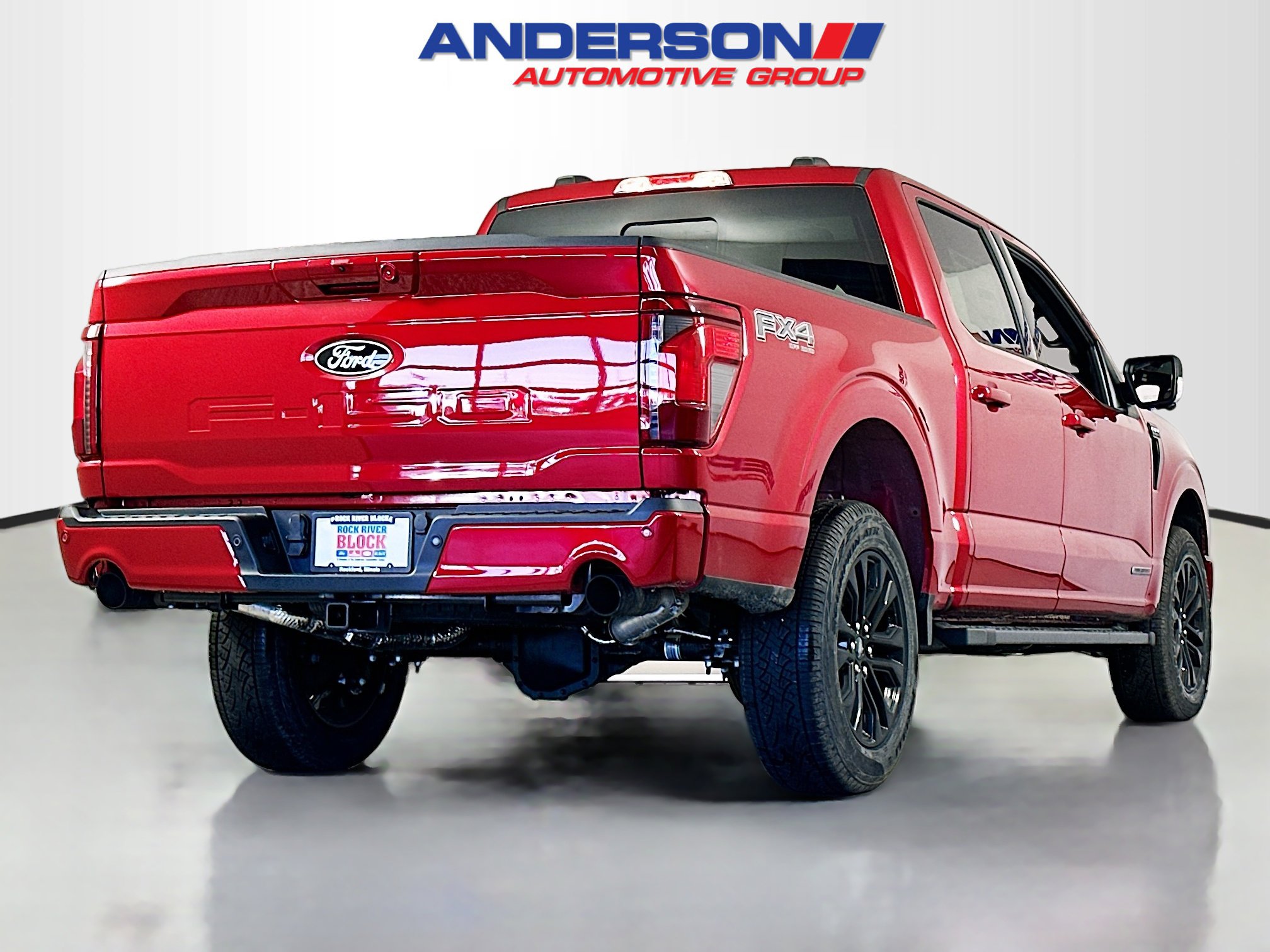 2025 Ford F-150 XLT photo 2