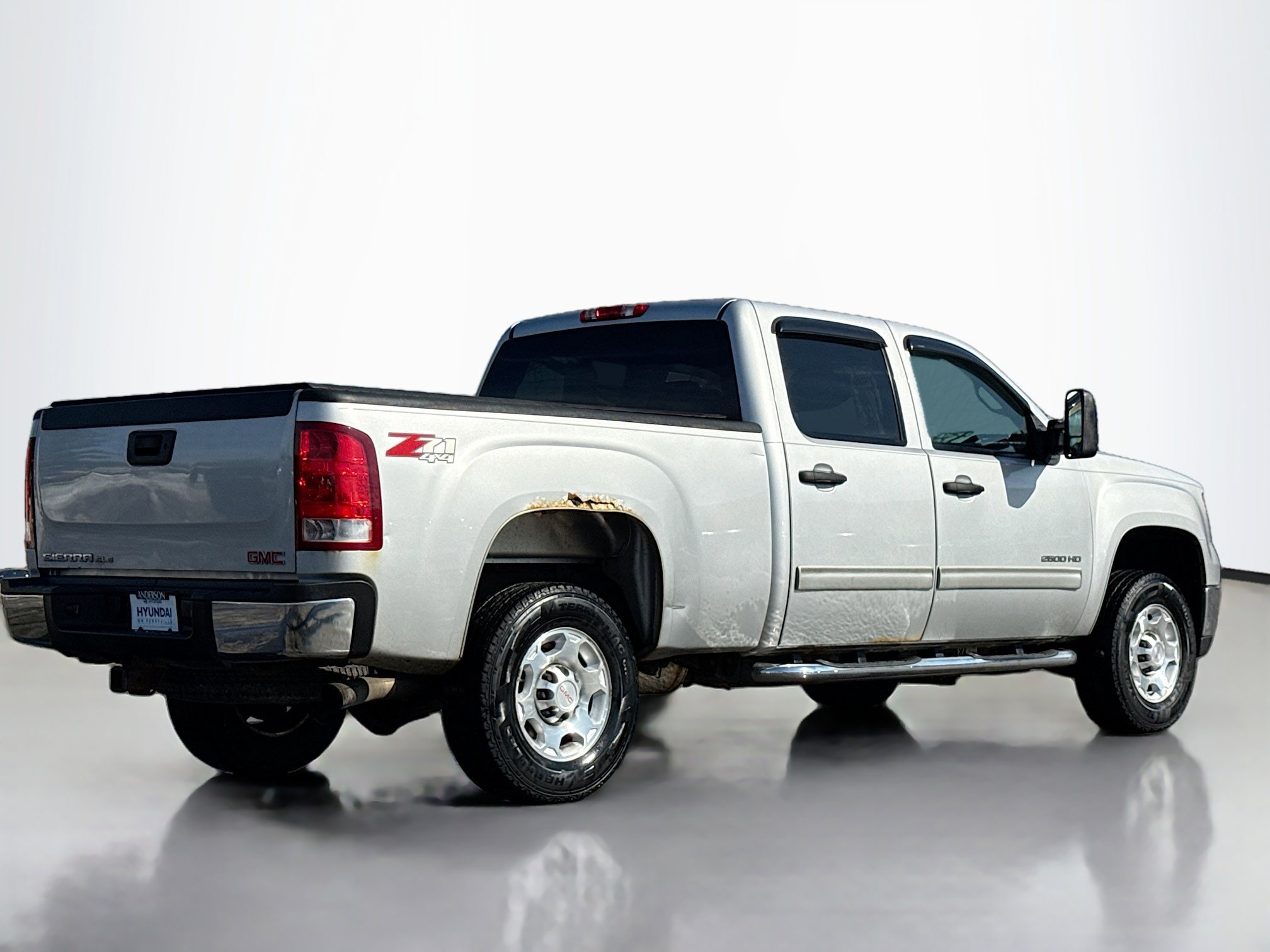 Used 2010 GMC Sierra 2500HD SLE with VIN 1GT4K0BGXAF127813 for sale in Rockford, IL