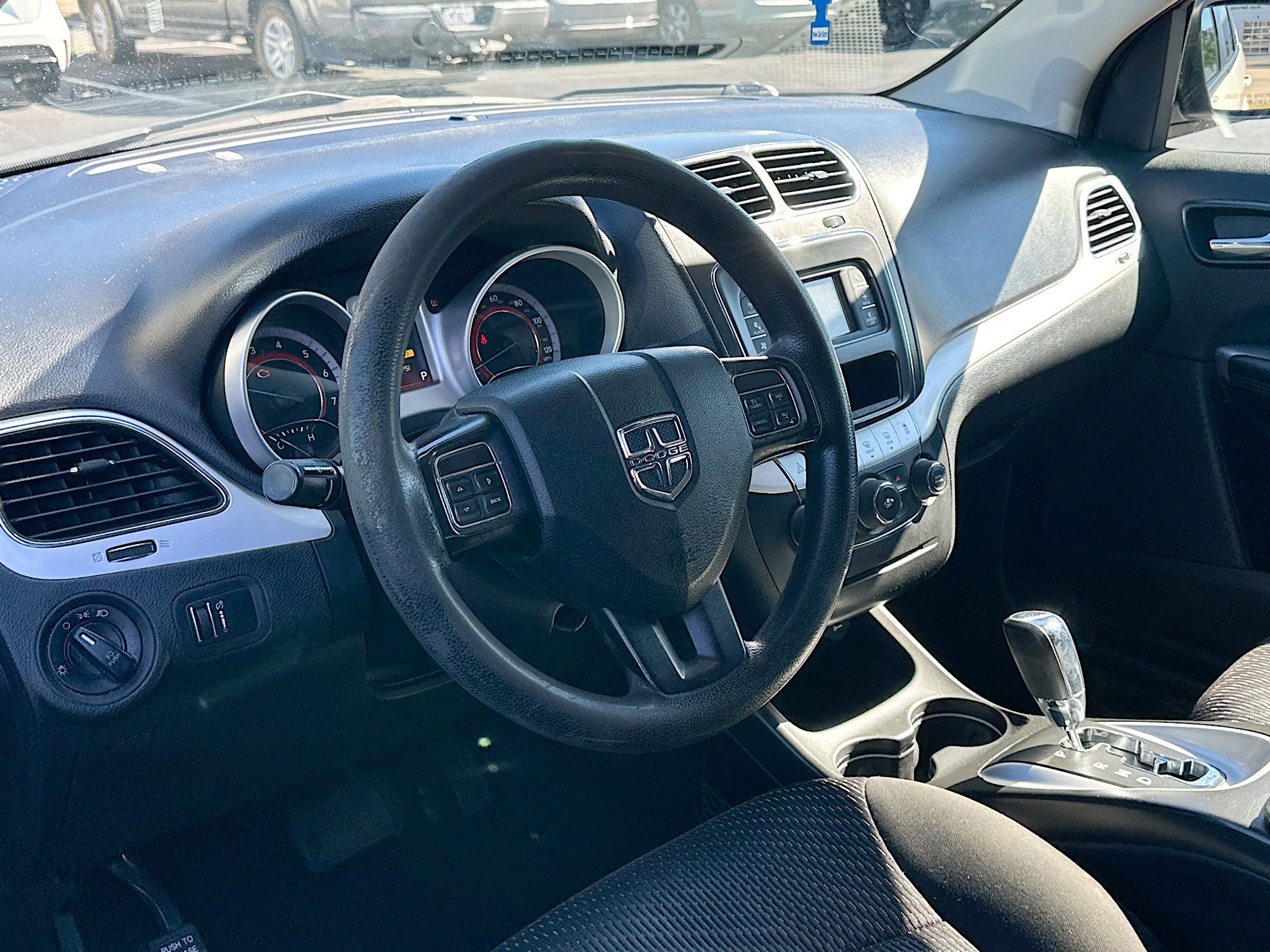 2016 Dodge Journey SXT photo 2