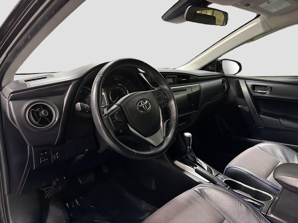 Used 2017 Toyota Corolla SE Sedan