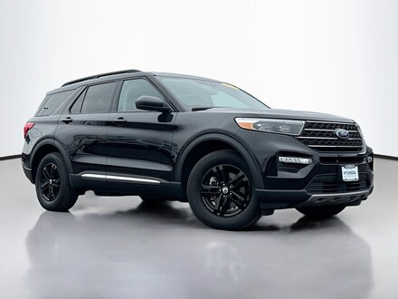 2023 Ford Explorer XLT SUV