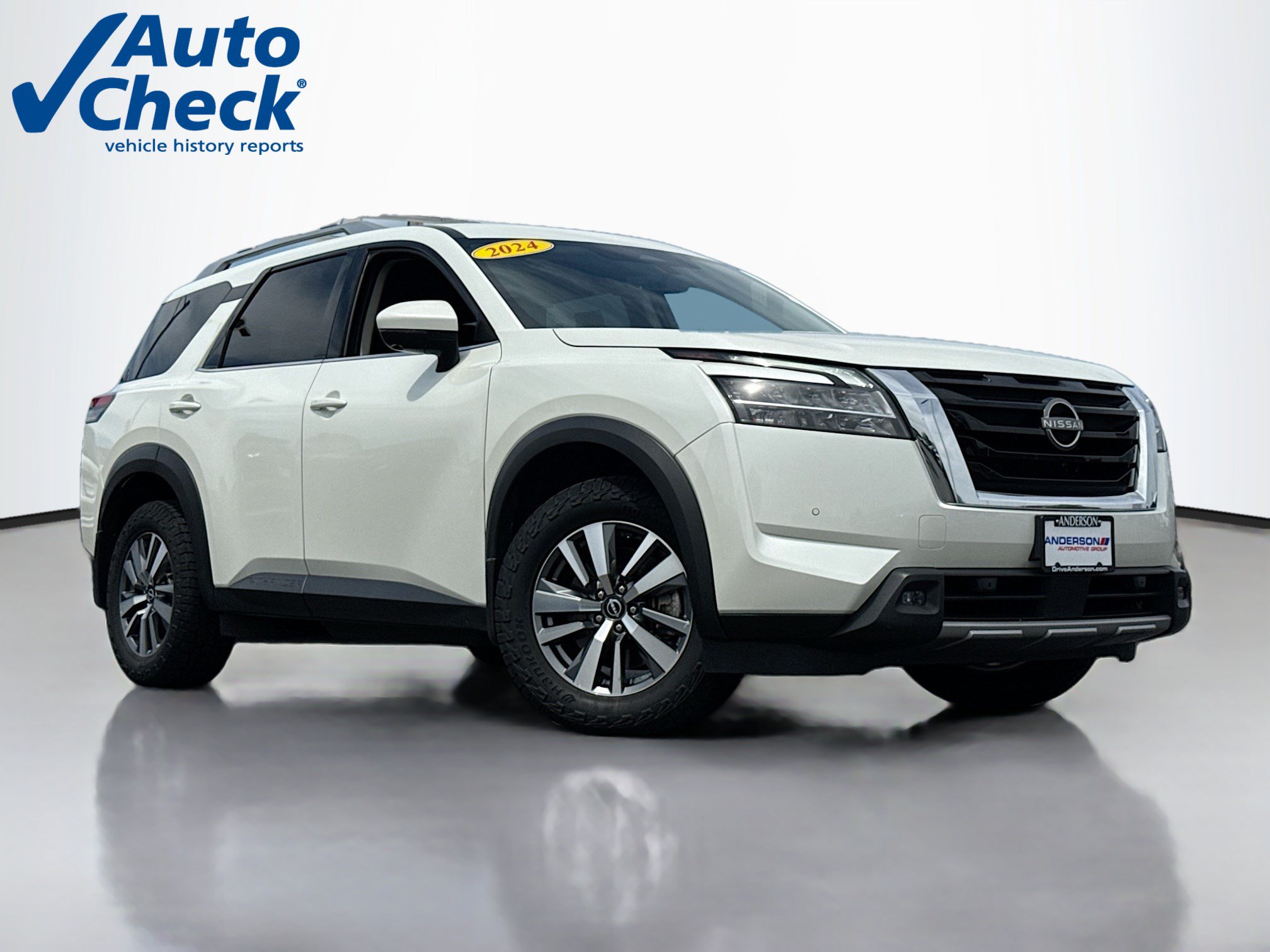2024 Nissan Pathfinder SL SUV