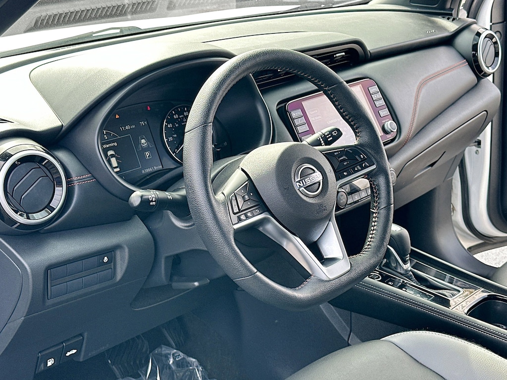 Used 2023 Nissan Kicks SR SUV