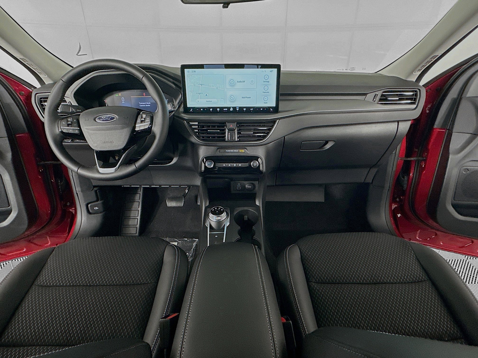 2025 Ford Escape Titanium photo 3