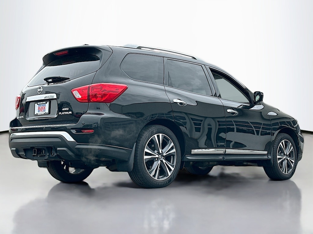 Used 2020 Nissan Pathfinder Platinum SUV