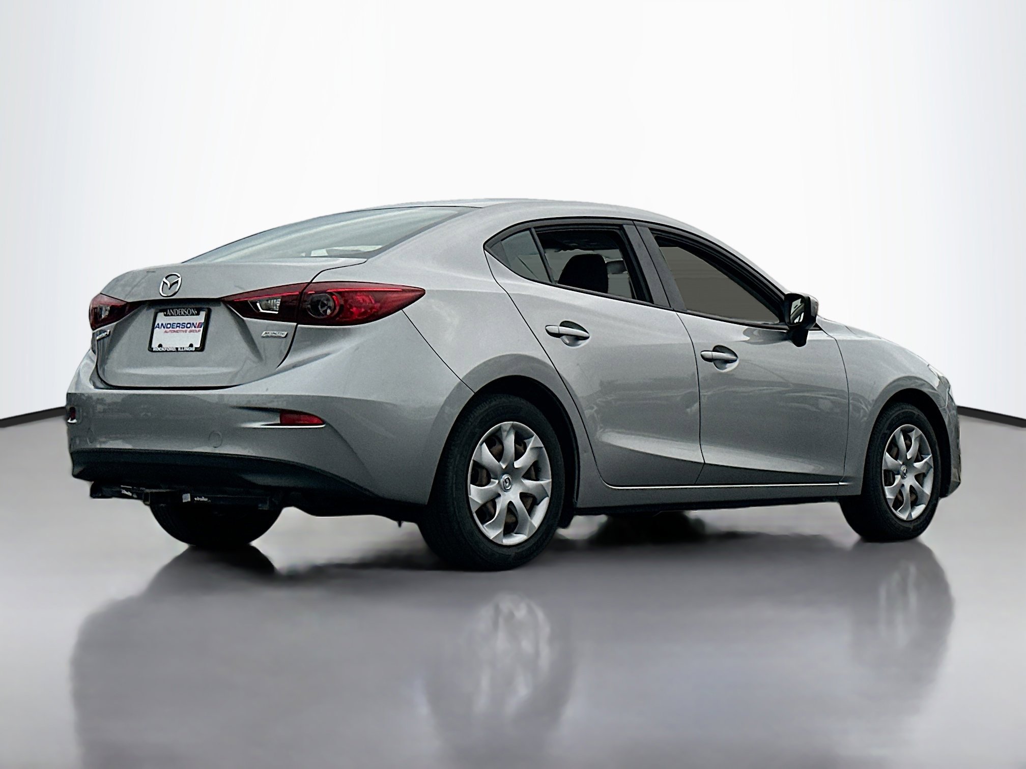 2015 Mazda Mazda3 i Sport photo 2