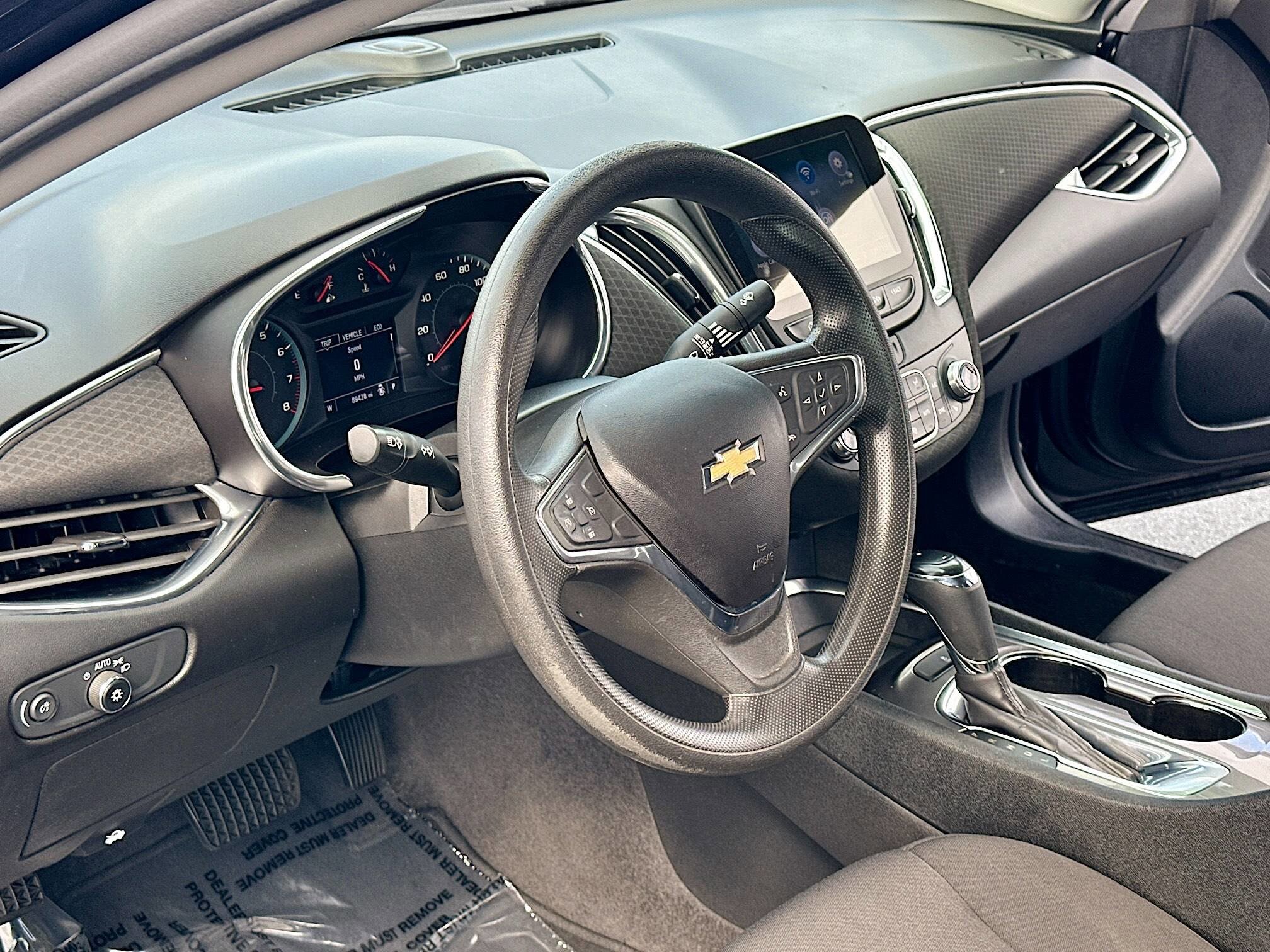 2020 Chevrolet Malibu 1LT photo 4
