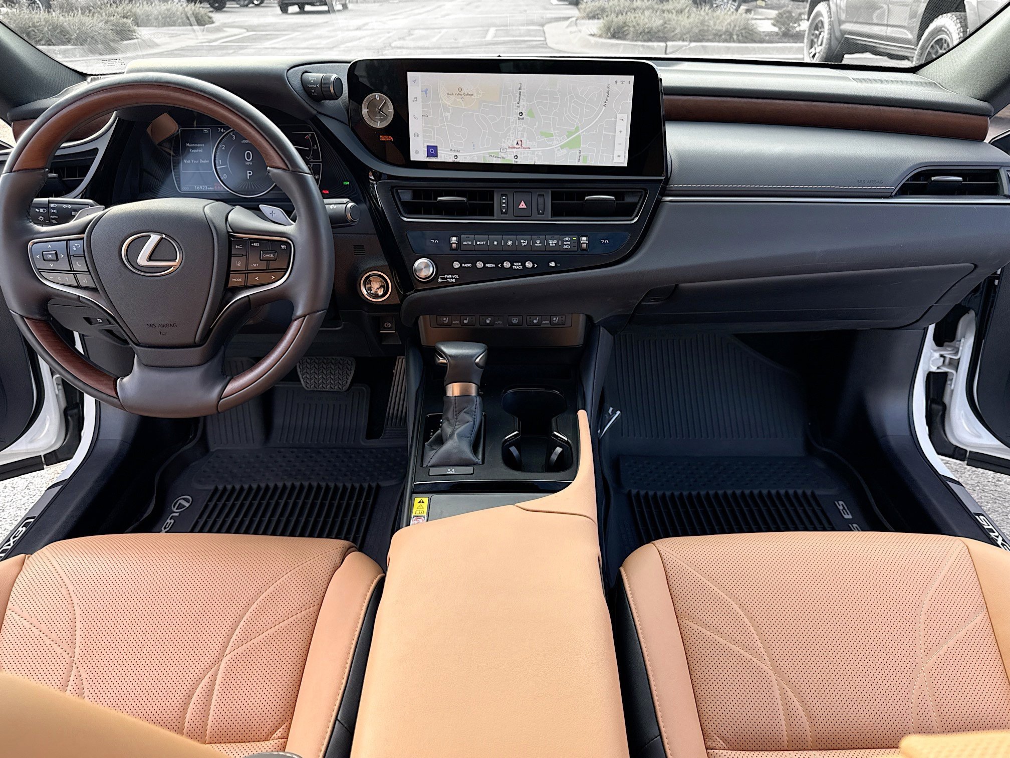 2023 Lexus ES 350 Ultra Luxury photo 3