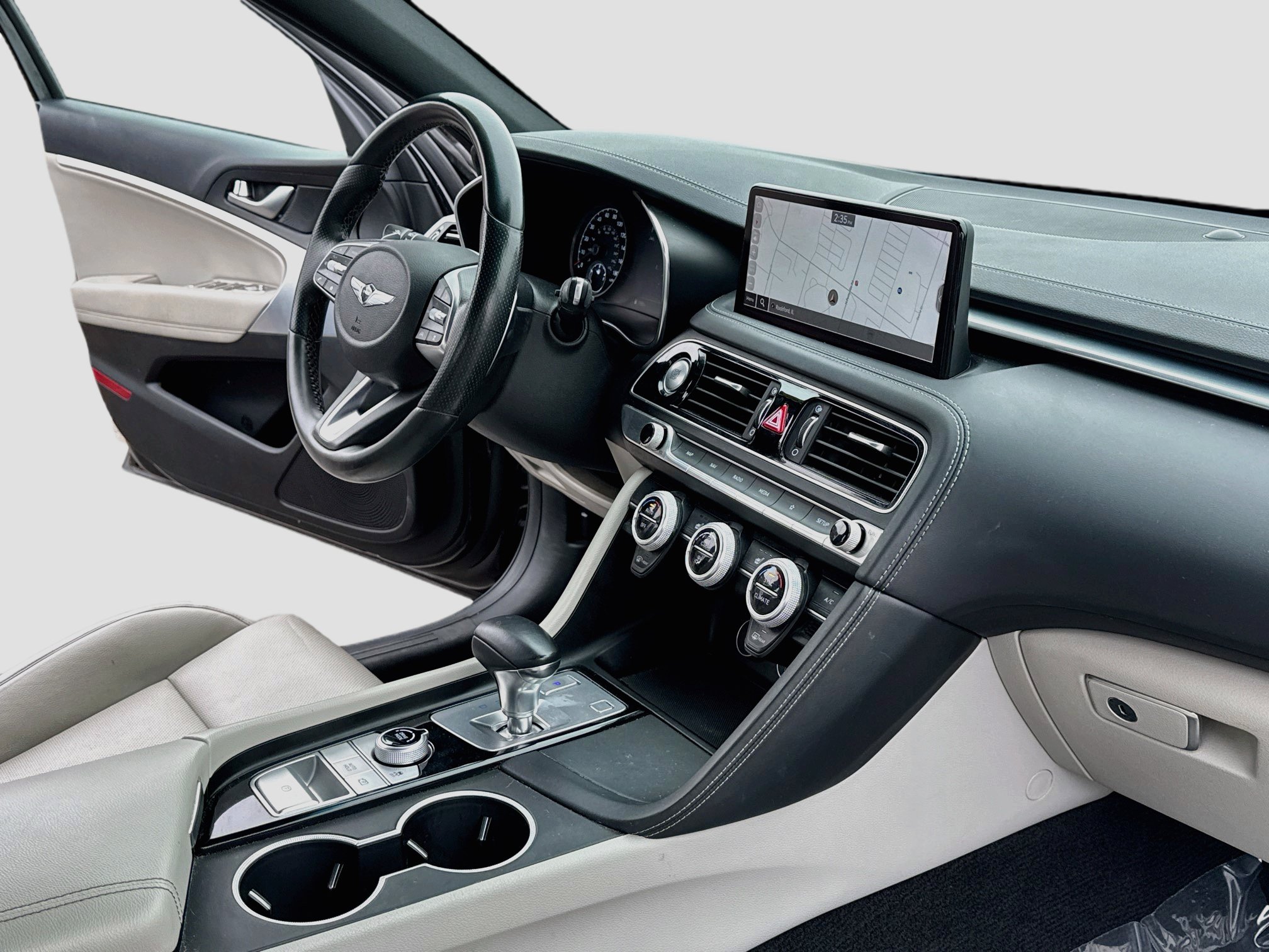2023 GENESIS G70 Standard - Photo 11