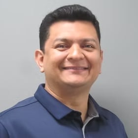 Staff member Oscar Santis - Habla Espanol from a64f16b77af5
