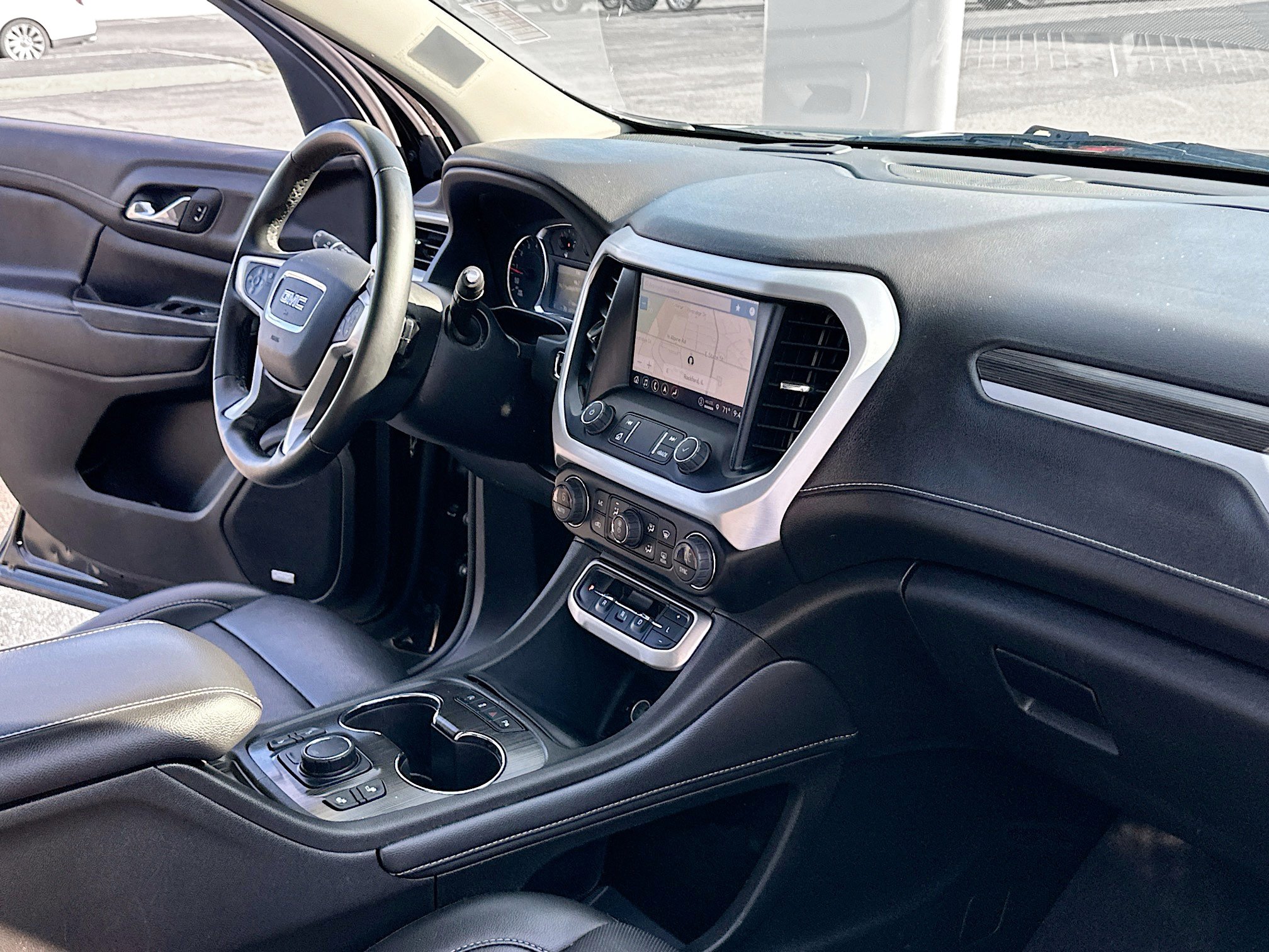 2023 Gmc Acadia SLT photo 4