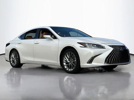 2023 LEXUS ES 350 Ultra Luxury Sedan