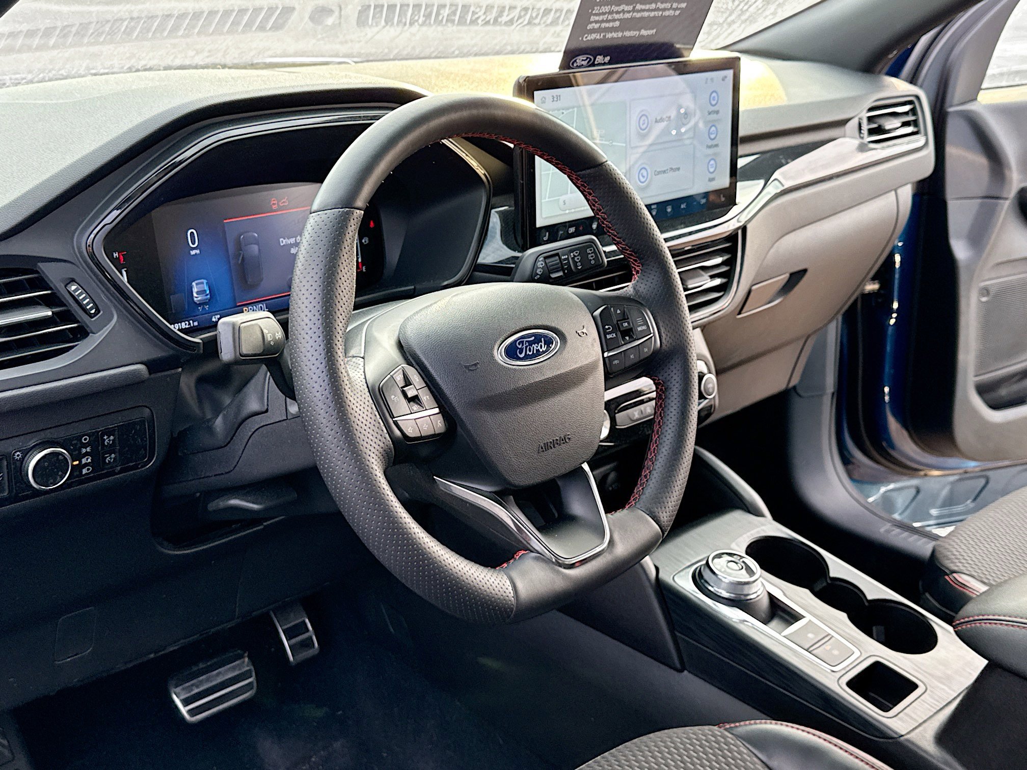 2023 Ford Escape ST-Line photo 4