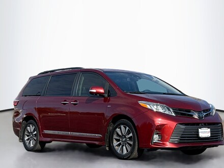 2019 Toyota Sienna Limited 7 Passenger Van