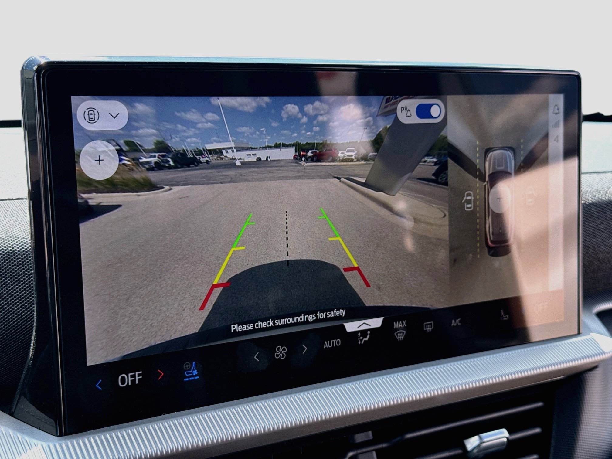 2026 Ford Explorer Tremor - Photo 13