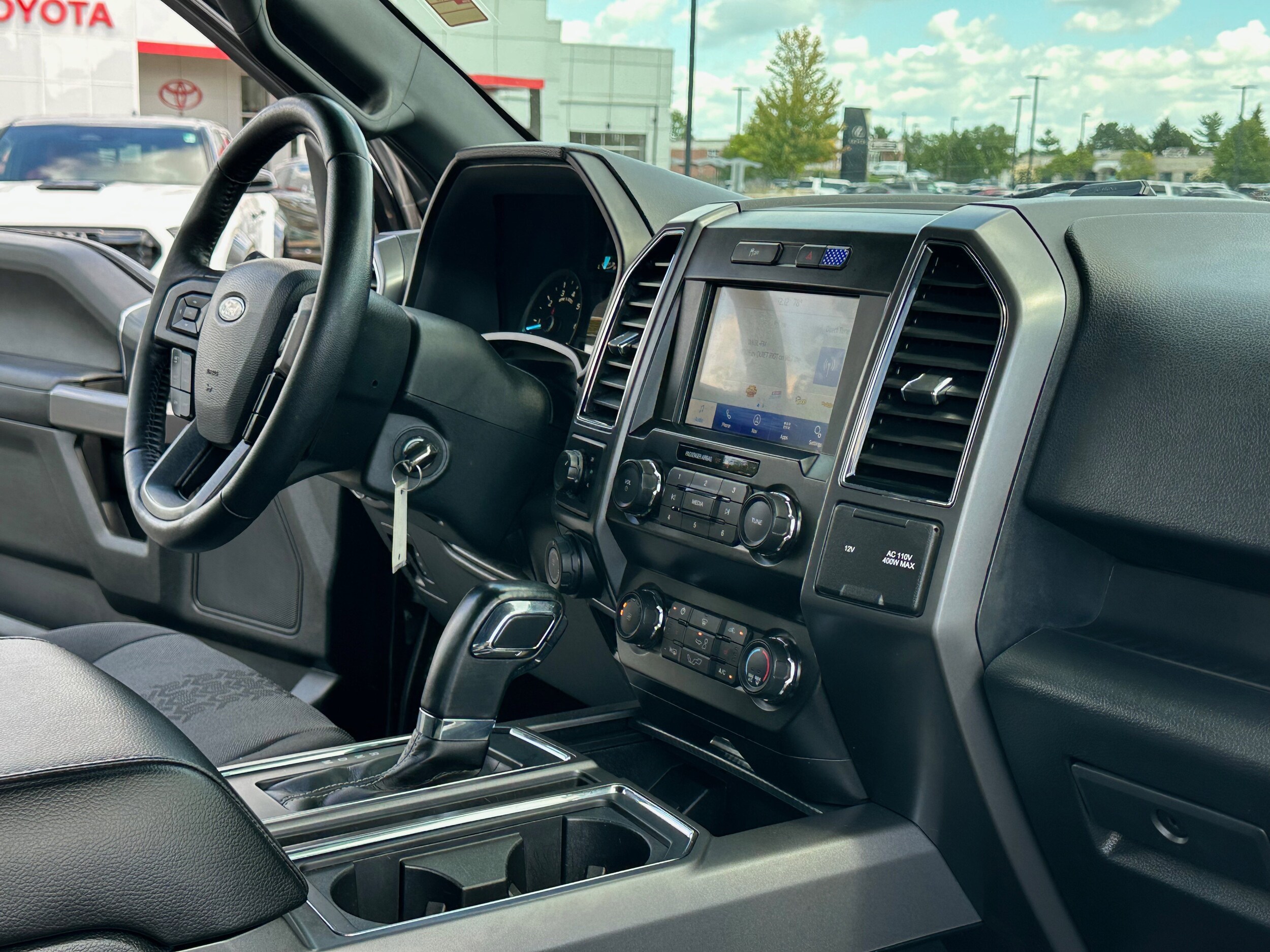 2020 Ford F-150 XL photo 4