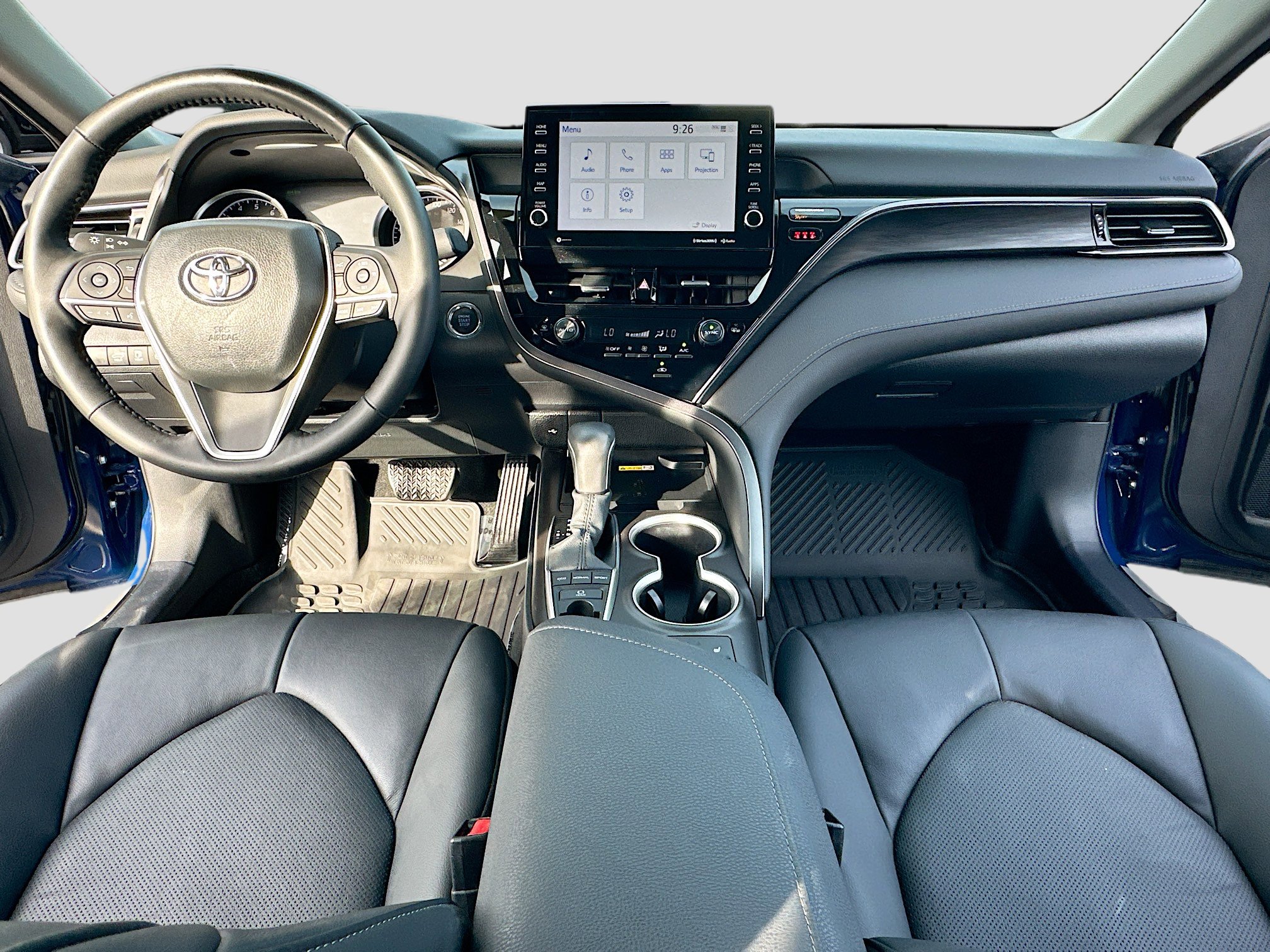 2024 Toyota Camry XLE photo 3