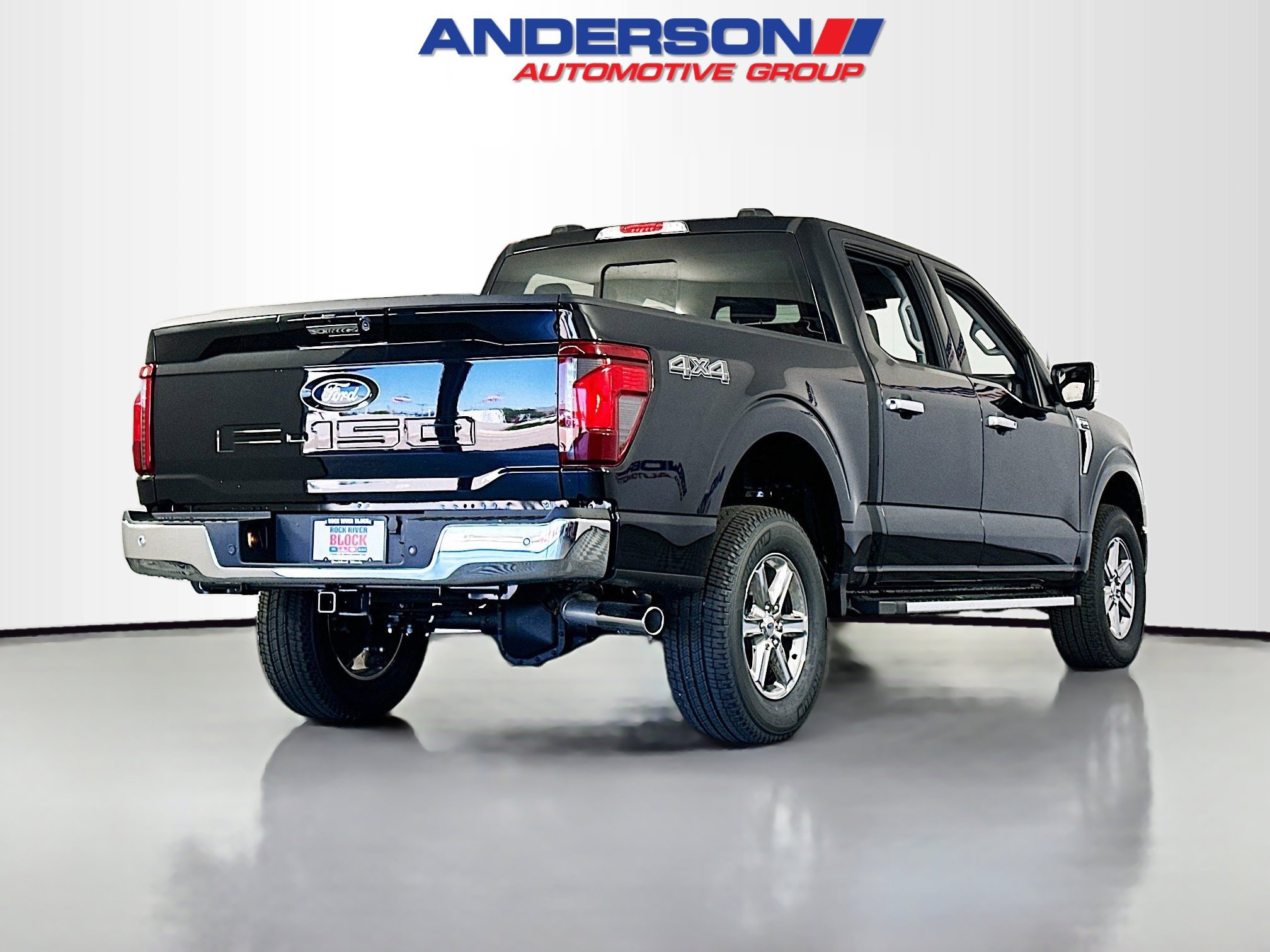 2024 Ford F-150 XLT photo 2