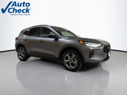 2025 Ford Escape ST-Line SUV