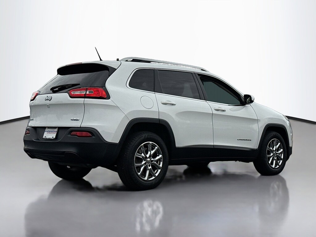 Used 2015 Jeep Cherokee Latitude 4x4 SUV