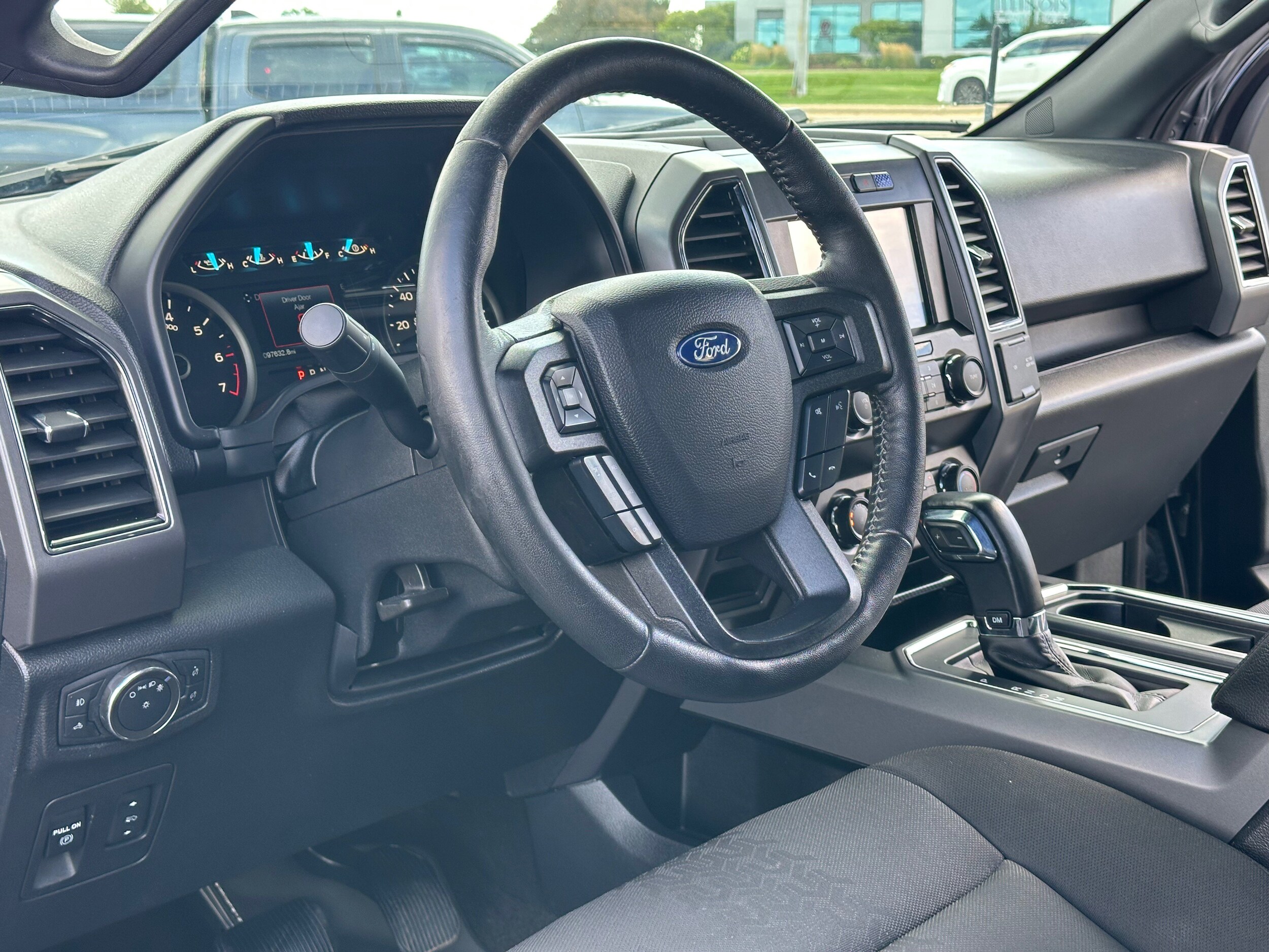 2020 Ford F-150 XL photo 3
