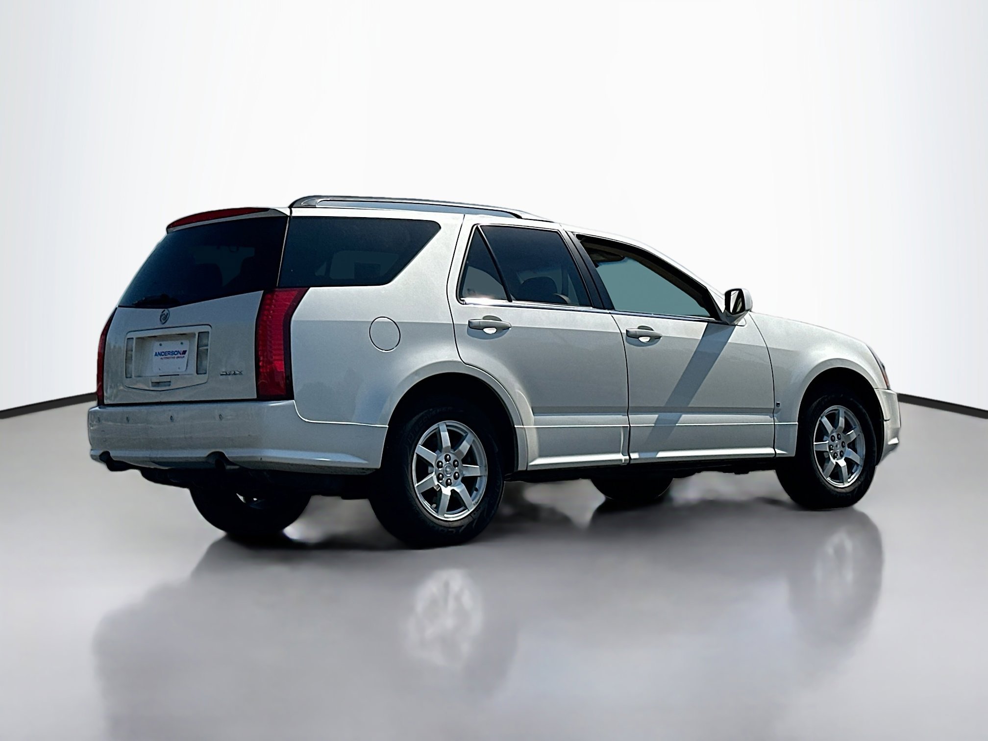 2006 Cadillac SRX V6 photo 2