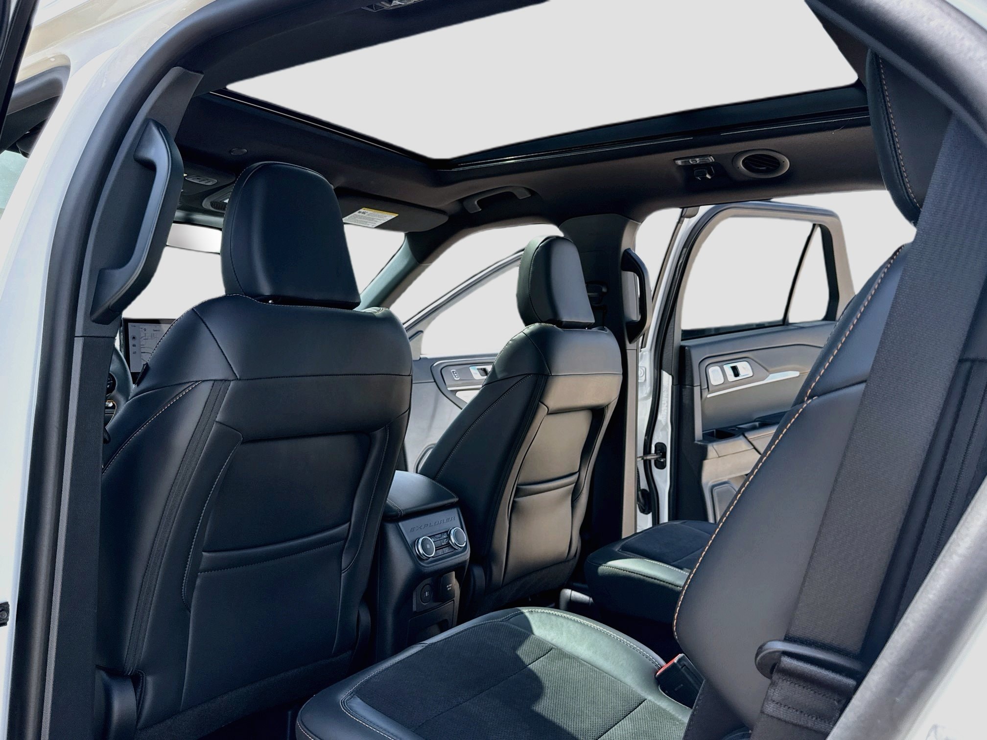 2026 Ford Explorer Tremor - Photo 7