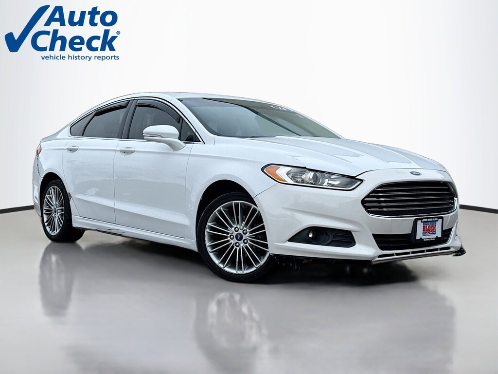 Used 2015 Ford Fusion SE Sedan