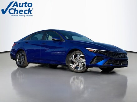 2025 Hyundai Elantra Hybrid Limited Sedan