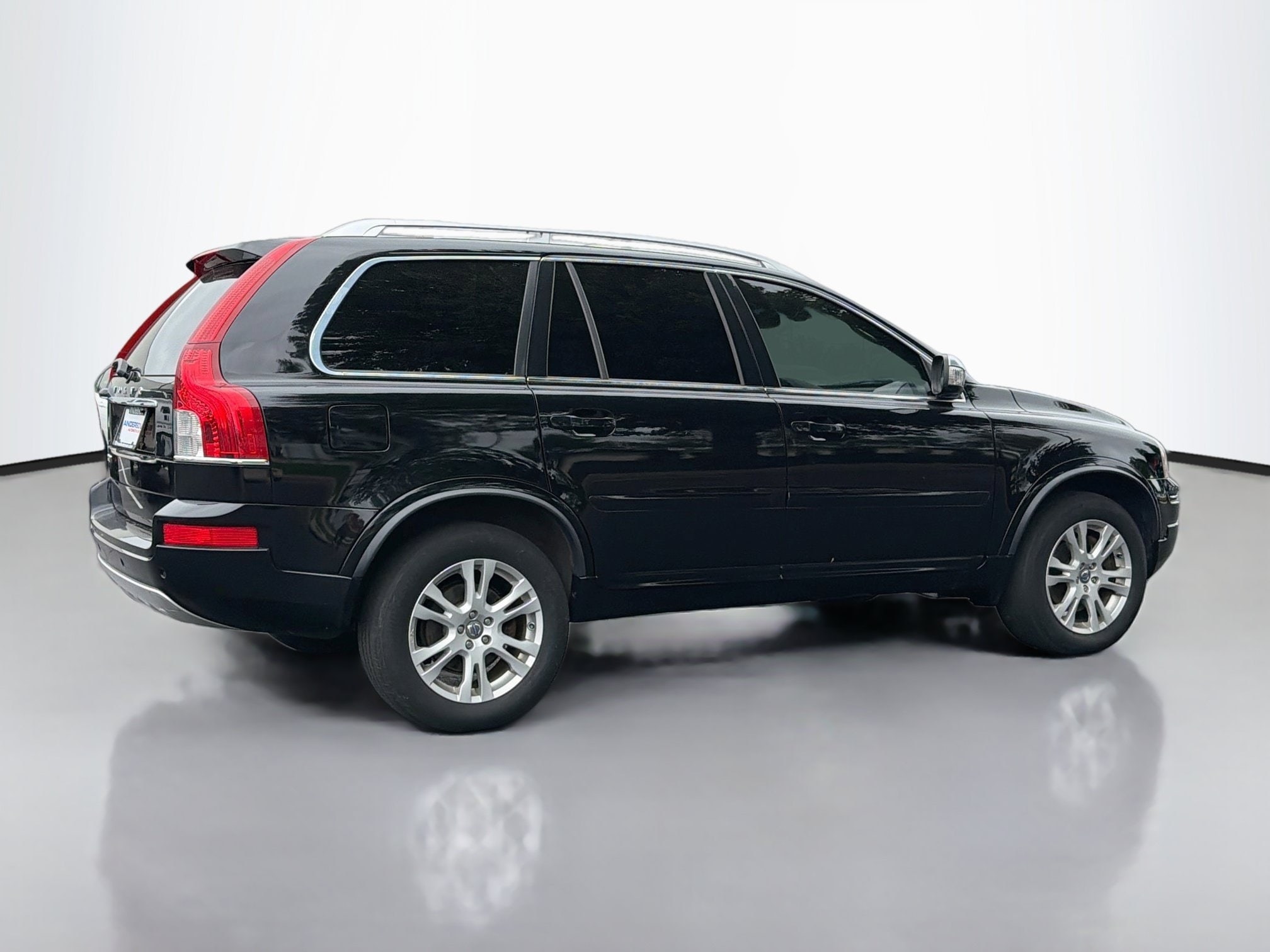 Used 2013 Volvo XC90 3.2 with VIN YV4952CYXD1662929 for sale in Rockford, IL