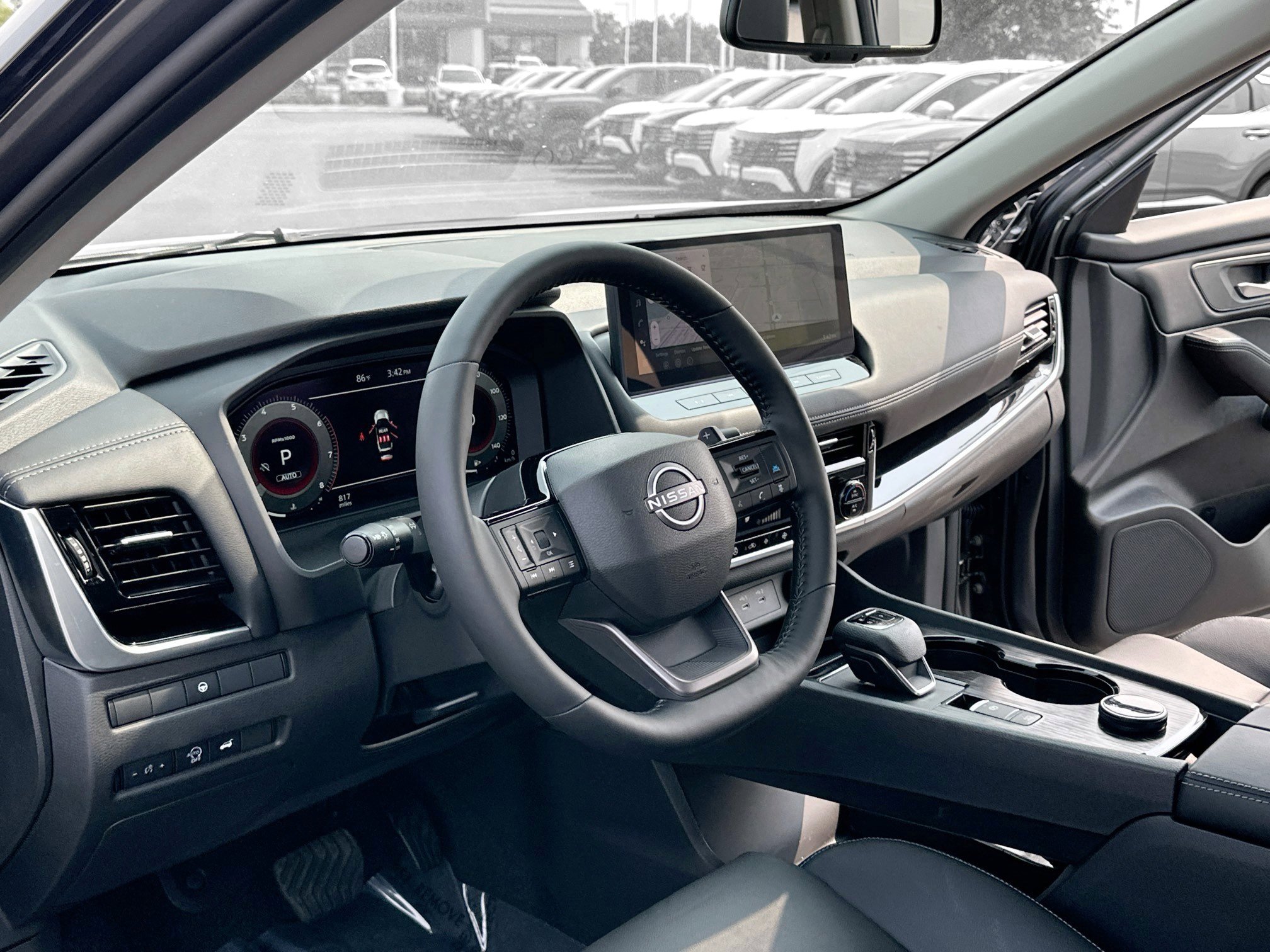 2025 Nissan Rogue SL AWD photo 2